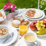 Bed & Breakfast Antico Borgo Marcemigo