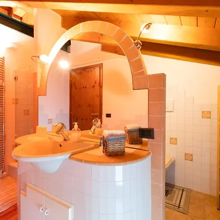 Antico Borgo Marcemigo فندق مبيت وإفطار