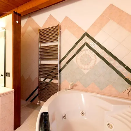 فندق مبيت وإفطار Antico Borgo Marcemigo