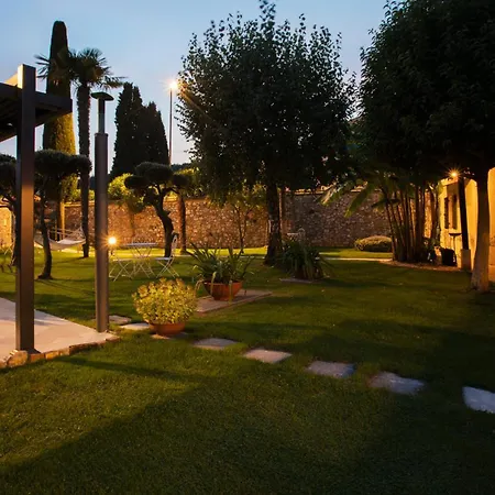 Antico Borgo Marcemigo 特雷尼亚戈