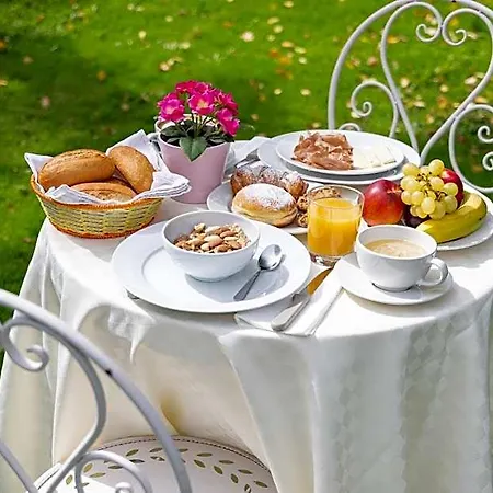 B&B Antico Borgo Marcemigo 3*